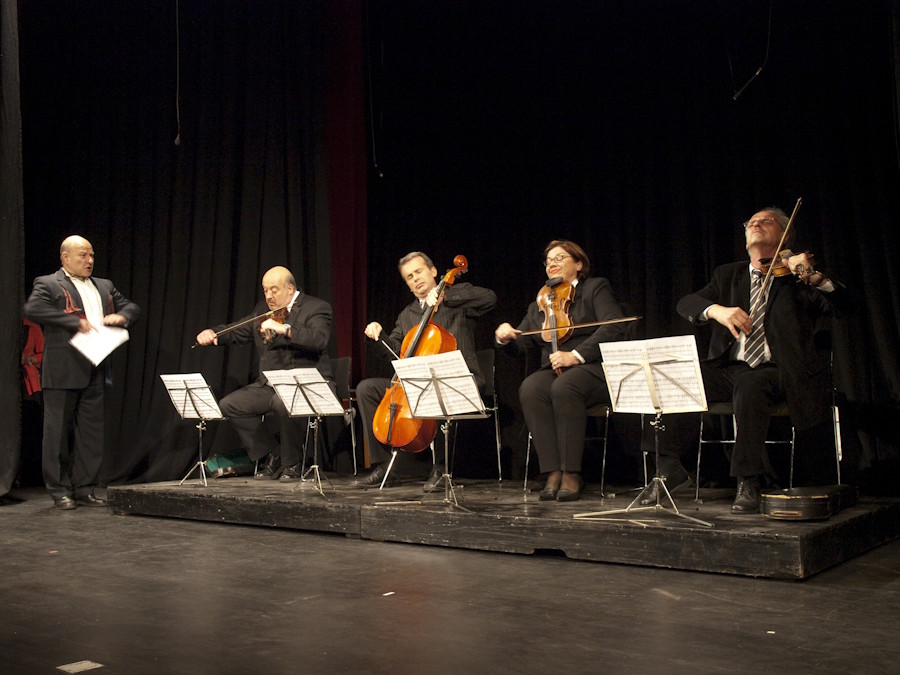 2009_Das.gestrichene.Quartett 3.jpg
